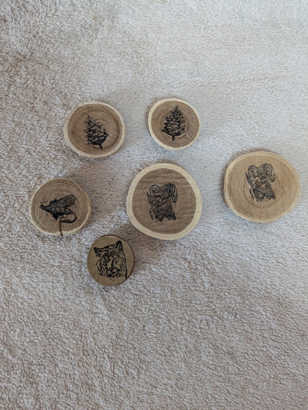 Rustic Refrigerator Magnets Wooden Animal Pinecone Decor Accent